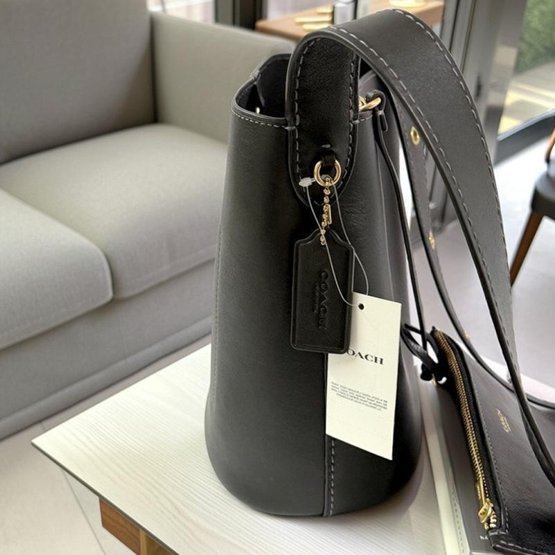 COACH（コーチ） 新作セール バッグ 2026新作 ショルダーバッグ CCX07