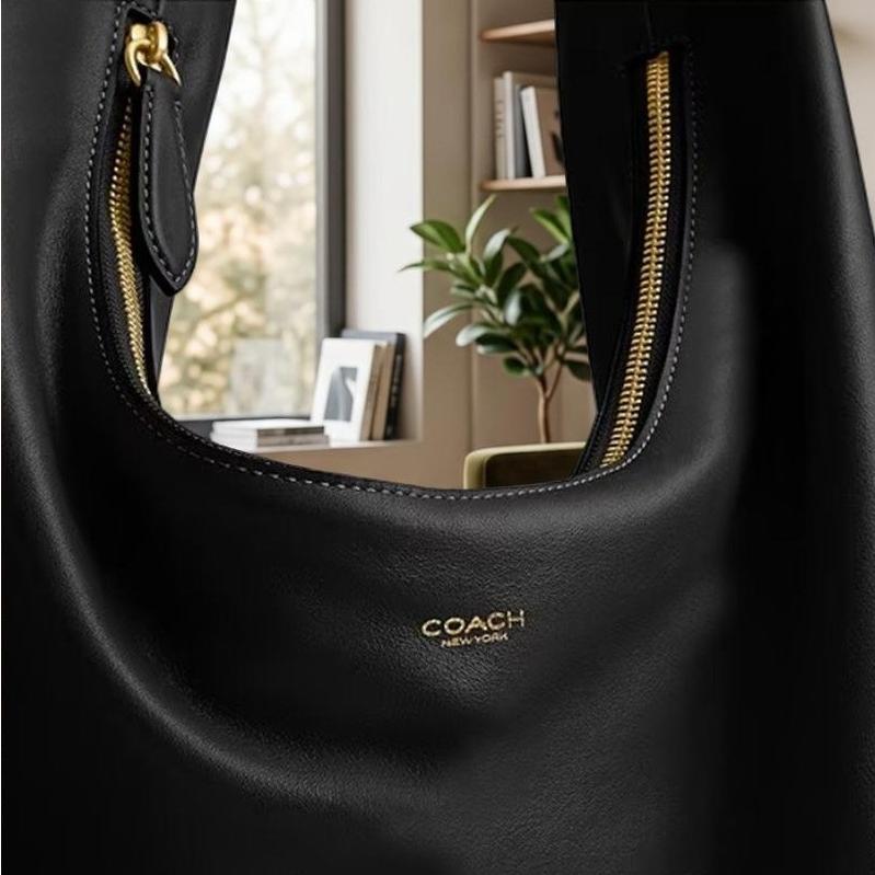 COACH（コーチ） バッグ ショルダーバッグ 2026新作 CFR18 ブティック