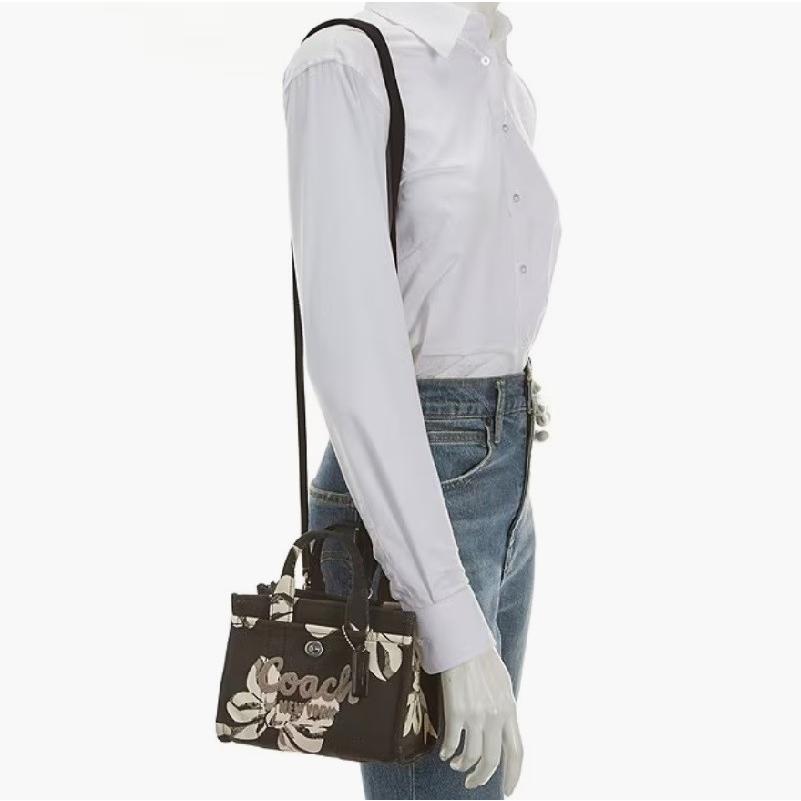 COACH コーチ バッグ 即発送可能 新作セール ディース トート COACH コーチ バッグ 即発送可能 新作セール ディース トート