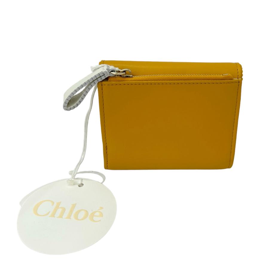 ✨新品未使用・箱保証書付き✨　Chloe ミニ財布　スモールトリフォールド　刻印 Chloe クロエ chloe 財布 三つ折り財布 CHC21WP945 F57 セメント