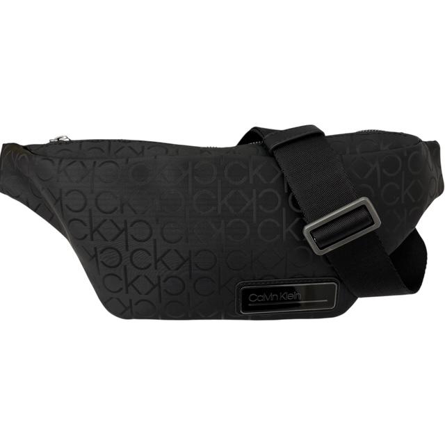 【新品】カルバンクライン ウエストバッグ ボディバッグ モノロゴ 黒 Calvin Klein カルバンクライン Monogram モノグラム Waist Bag