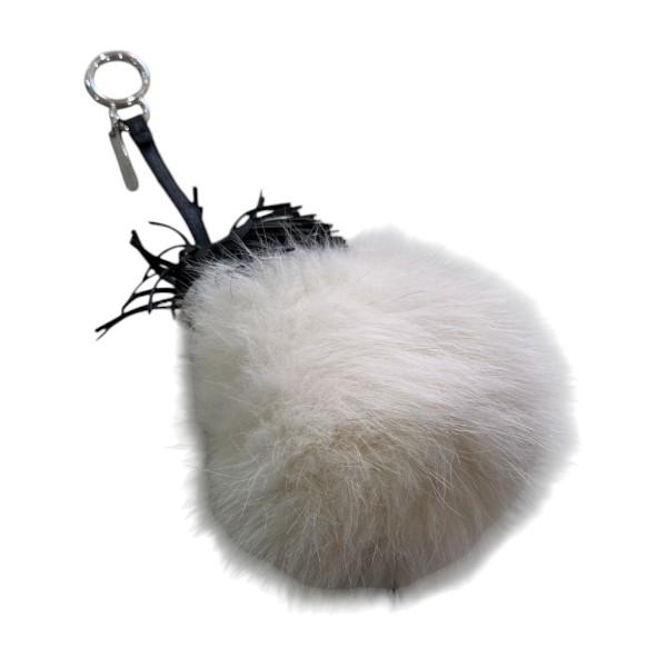 美品　フェンディ バッグチャーム チャーム キーホルダー カールラガー FENDI フェンディ カール・ラガーフェルド ファーチャーム バッグ