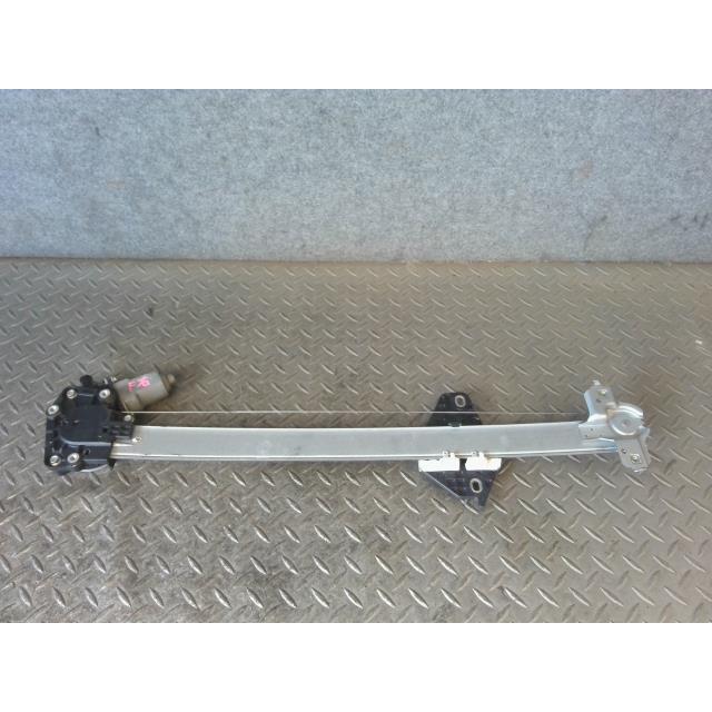 ホンダ純正 72210-SYY-003 パワーウィンドウレギュレーター 未使用 フリード DBA-GB3 右Fドアレギュレータ・モーター 72210-SYY-003
