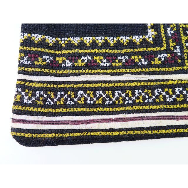 タイのモン族　古布の刺繍ショルダーバッグ　ポシェット　エスニック/和風/手作り/パッチワーク/ギフト