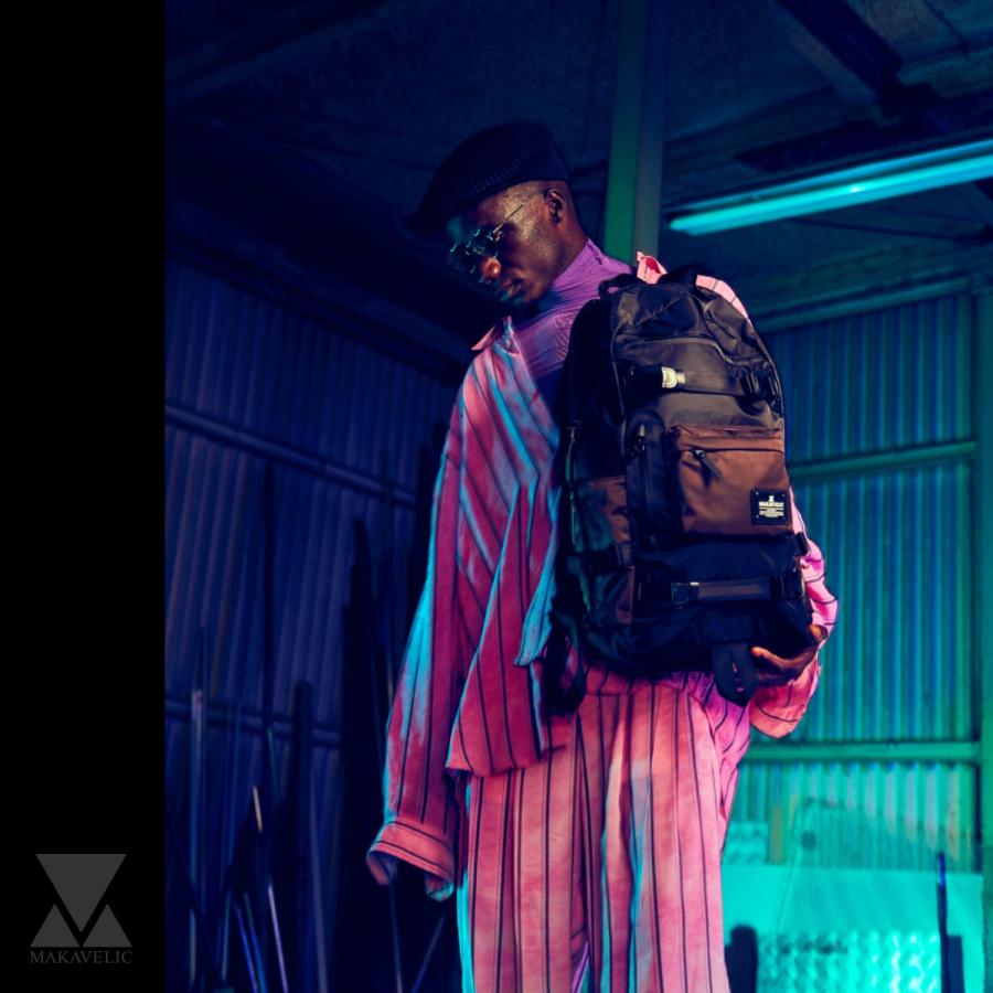 MAKAVELIC（マキャベリック） リュック 背面メッシュ ダブルファスナー