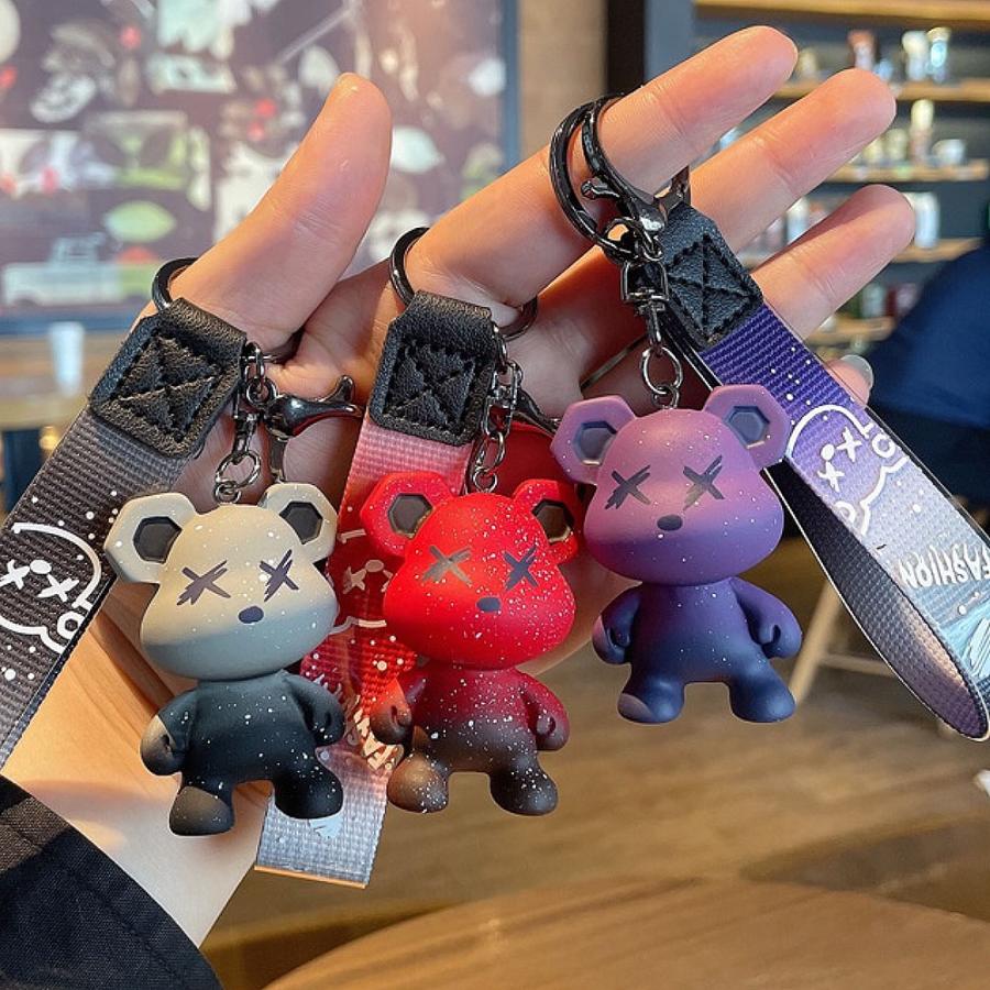 たかちゃん様♡BOYソックライオン3♡くまちゃん♡キーホルダー8 キーホルダー カメレオンKUMA キーリング キーチェーン 暴力熊 ベアー