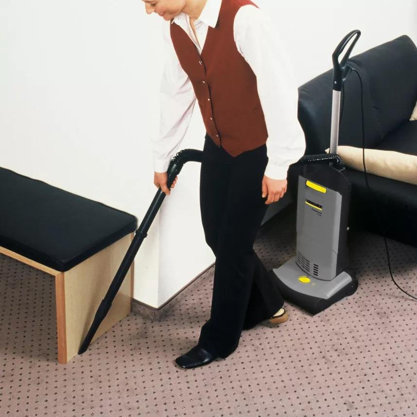 ケルヒャー（KARCHER） 業務用 アップライト式ドライクリーナー CV 30