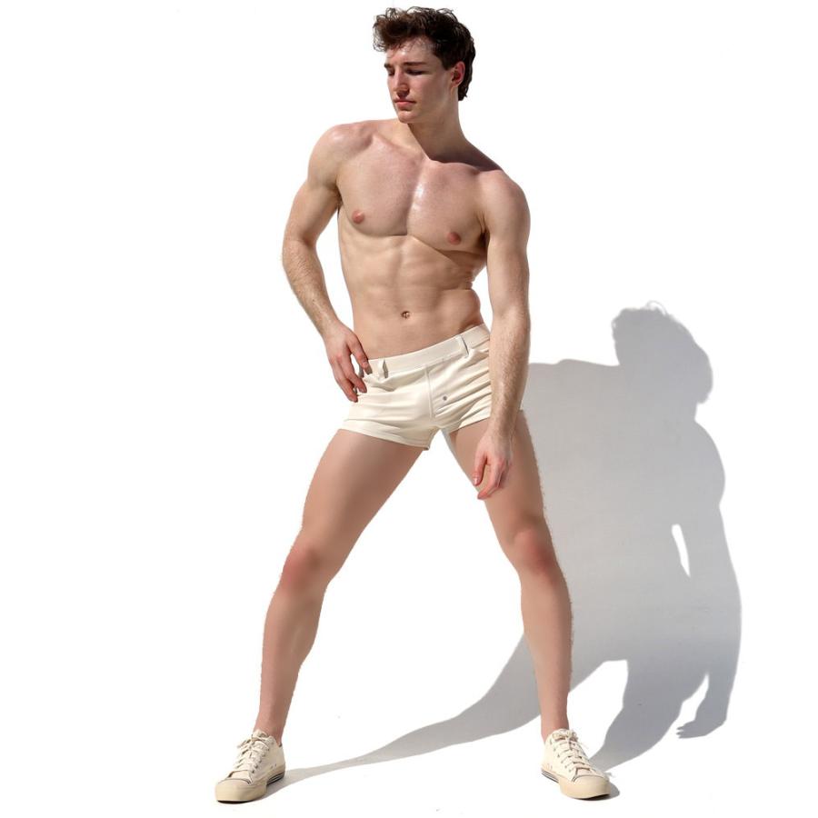 RUFSKIN/ラフスキン MASSIMO カラーフェイクレザー ショートパンツ