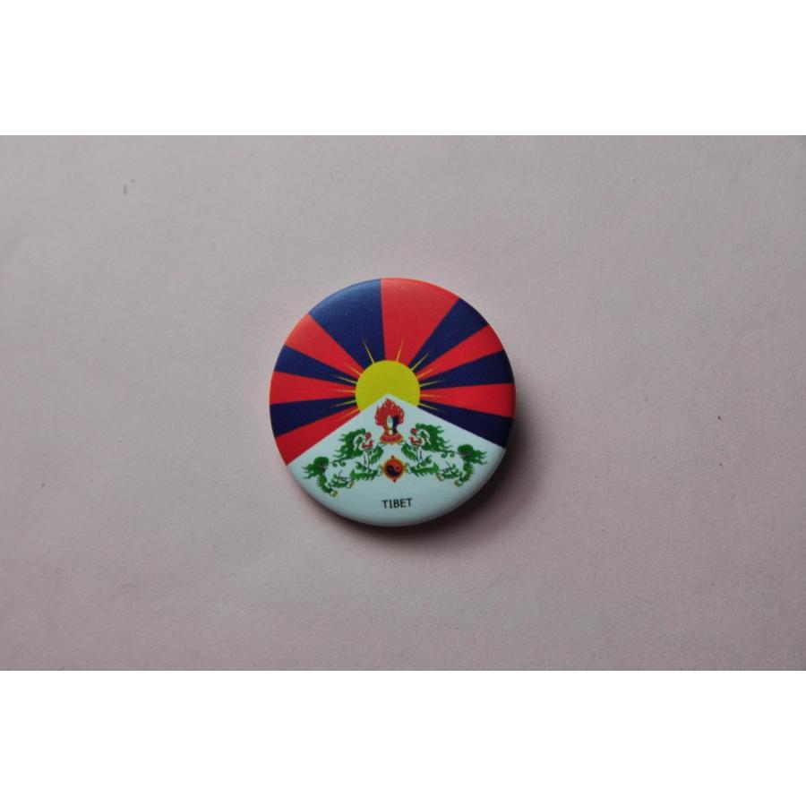 チベット国旗 雪山獅子旗 缶バッジ 中 Free Tibet Rtp 004 Karmabazaro 通販 Yahoo ショッピング