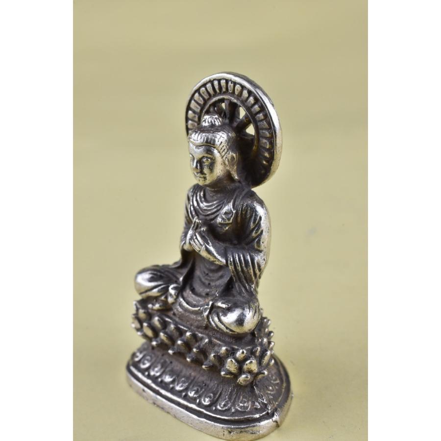 金剛界大日如来 マハーヴァイローチャナ ミニメタル仏像 送料無料 Bt027 A033 Z1q01fj1mf Karmabazaro 通販 Yahoo ショッピング