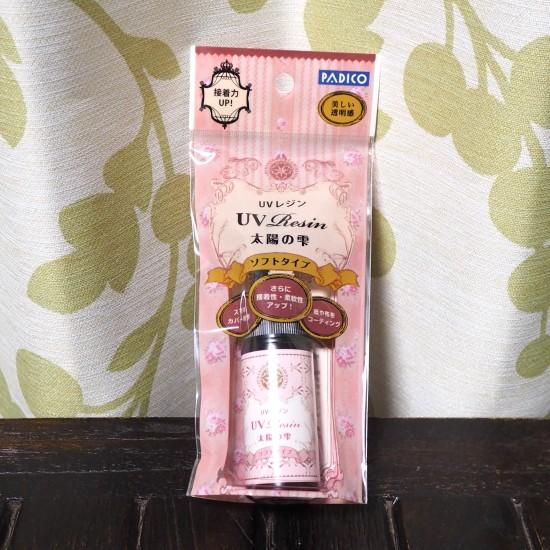 Uv Ledレジン 太陽の雫 ソフトタイプ 25g パジコ ｕｖレジン コーティング スマホカバー製作 クラフトアレンジ R2 カロハル Yahoo 店 通販 Yahoo ショッピング