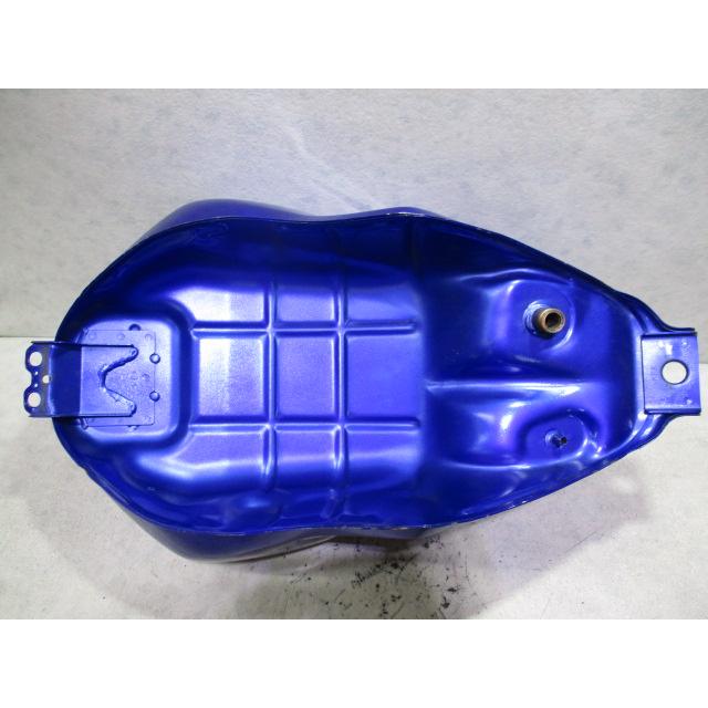 4☆VTR250用タンク527A 純正.MC33.キャブ車 : h240527-2 : 素材 4☆VTR250用タンク527A 純正.MC33.キャブ車 : h240527-2 : 素材