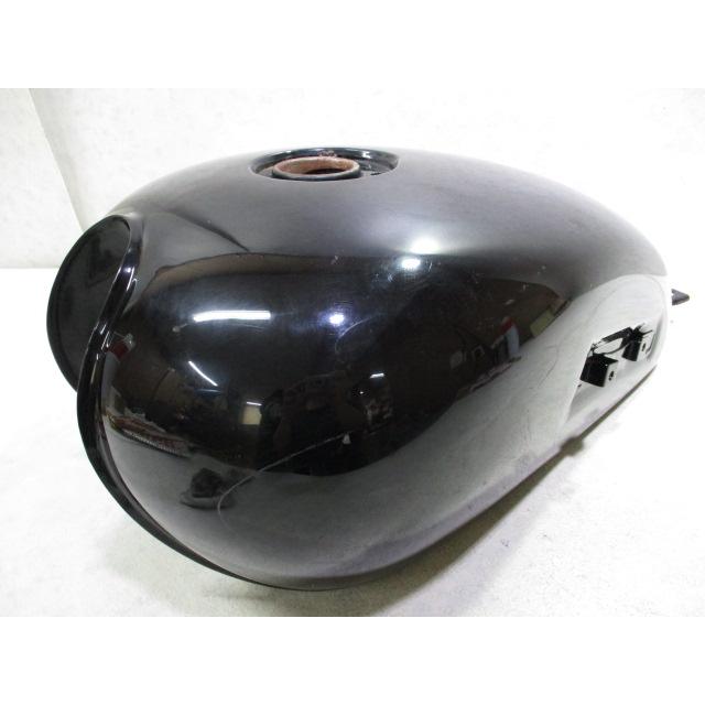KAWASAKI W650 純正タンク カワサキ W650 タンク 黒 純正 中古 バイク 部品 EJ650A タンク
