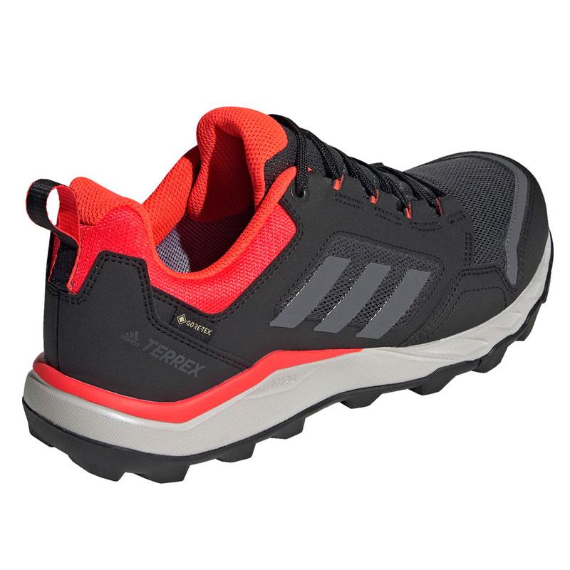 terrex tracerocker gtx