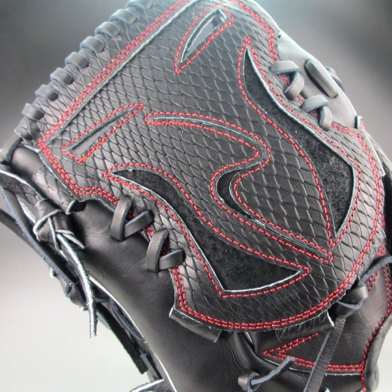 新春SALE！ ウィルソン スタッフ 硬式グラブ カスタムオーダー 投手用 左投げ WILSON ORDER 17 BLACK 【SKC9445902408】(33548円)