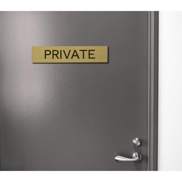 PRIVATE プライベート ドアプレート 真鍮風 ゴールド 扉に貼るオシャレな案内表示サイン 金色 日本製 水濡れOK 屋外対応 シール式 メール便送料無料｜katachi-lab｜02