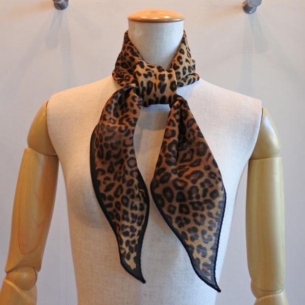 BEATRICE ベアトリス ひし型スカーフ 菱形 毛 絹 ワンポイント