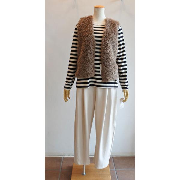 BEATRICE ベアトリス フェイクファー ベスト 異素材ドッキング ベージュ BEATRICE ベアトリス 異素材ドッキングベスト エコファー