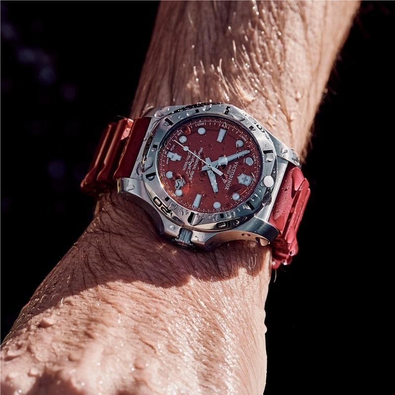 VICTORINOX SWISS ARMY ビクトリノックス・スイスアーミー I.N.O.X 
