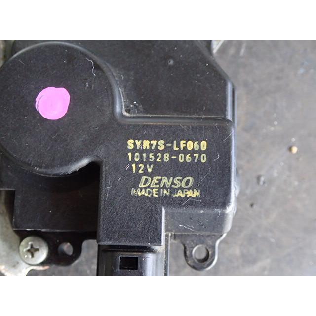 ジムニー ABA-JB23W 右Fドアロックソレノイド 101528-0670 82201-81A20