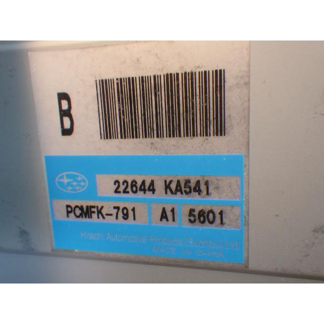 サンバー LE-TT2 エンジンコンピューター ヒタチ 22644KA541