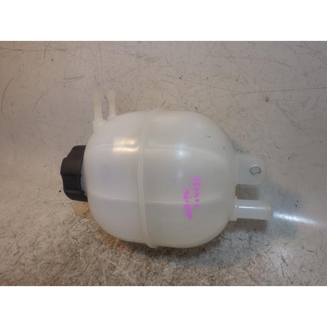 はしケース エブリイワゴン エブリィ 3BA-DA17W ラジエータリザーブタンク 17930