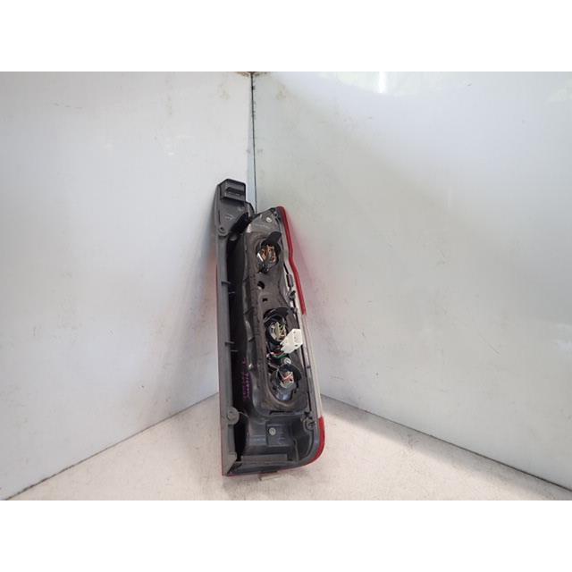 岡本様　テール　右 ☆日野☆右 テールランプ 220-15280 純正 中古 テールライト