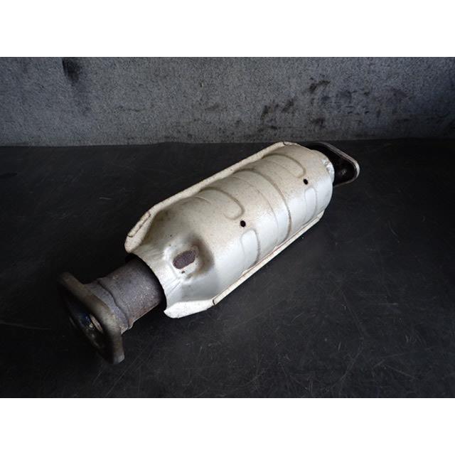 ミニキャブU61T 62T触媒 キャタライザー ミニキャブ GBD-U62T 触媒 1584A374 : NOTOオートリサイクル - 通販