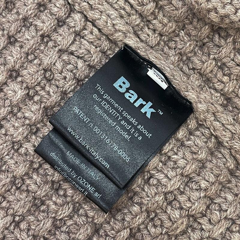 BARK（バーク） 新品 アウター BARK 42bd9033 コート ニット Mサイズ