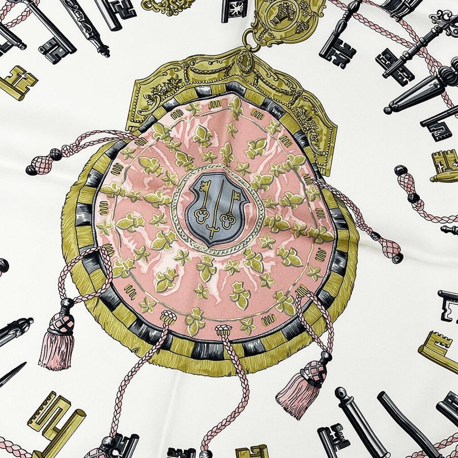 HERMES（エルメス） スカーフ カレ90 90cm シルク 100％ LES CLES 鍵