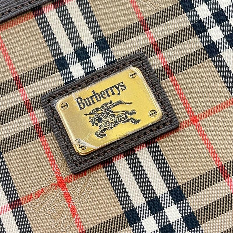 BURBERRY（バーバリー） 極美品 ポーチ バーバリーチェック ノバ