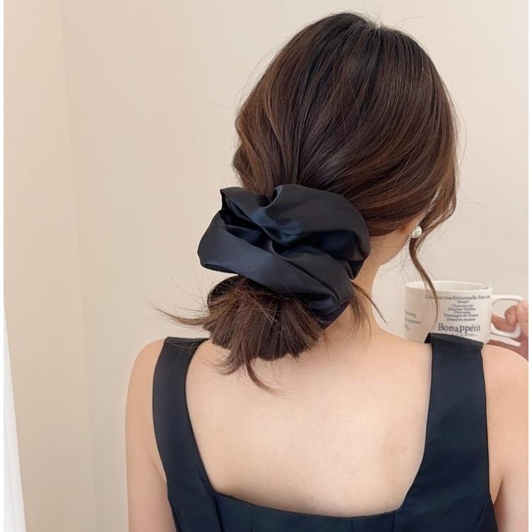 シュシュ 大きい 20cm ボリューム ビッグ サテン調 ヘアゴム