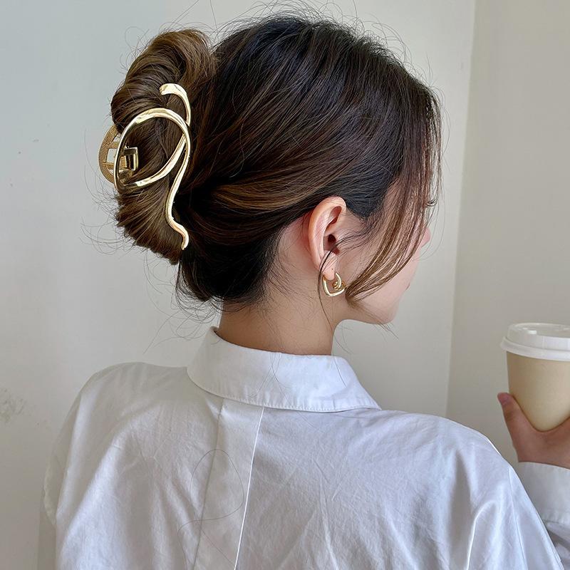 SALE/93%OFF】【SALE/93%OFF】ヘアクリップ バンスクリップ レディース 女性 ヘアアクセサリー 髪留め 髪飾り シンプル まとめ髪 ヘアアレンジ ゴールドカラー シルバーカラー お レディースアクセサリー バレッタ レディース 女性 ヘアアクセサリー 髪飾り 髪留め まとめ髪 楕円型 ゴールドカラー シルバーカラー シンプル おしゃれ パーティー