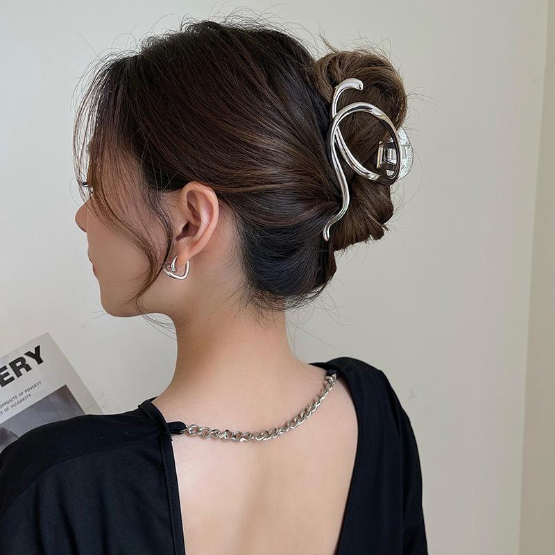 SALE/93%OFF】【SALE/93%OFF】ヘアクリップ バンスクリップ レディース 女性 ヘアアクセサリー 髪留め 髪飾り シンプル まとめ髪 ヘアアレンジ ゴールドカラー シルバーカラー お レディースアクセサリー バレッタ レディース 女性 ヘアアクセサリー 髪飾り 髪留め まとめ髪 楕円型 ゴールドカラー シルバーカラー シンプル おしゃれ パーティー