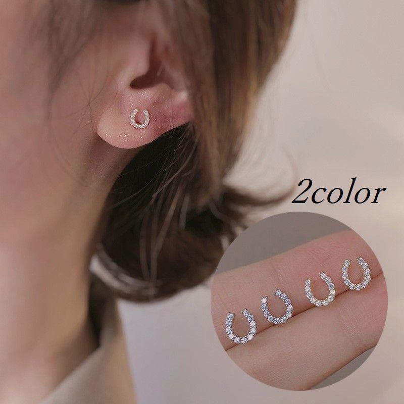 ピアス スタッドピアス レディース 彼女 妻 アクセサリー プレゼント 誕生日 シンプル 上品 普段使い ラインストーン 馬蹄 ビジュー 小さめ 小ぶ Acc Kawaemon 通販 Yahoo ショッピング