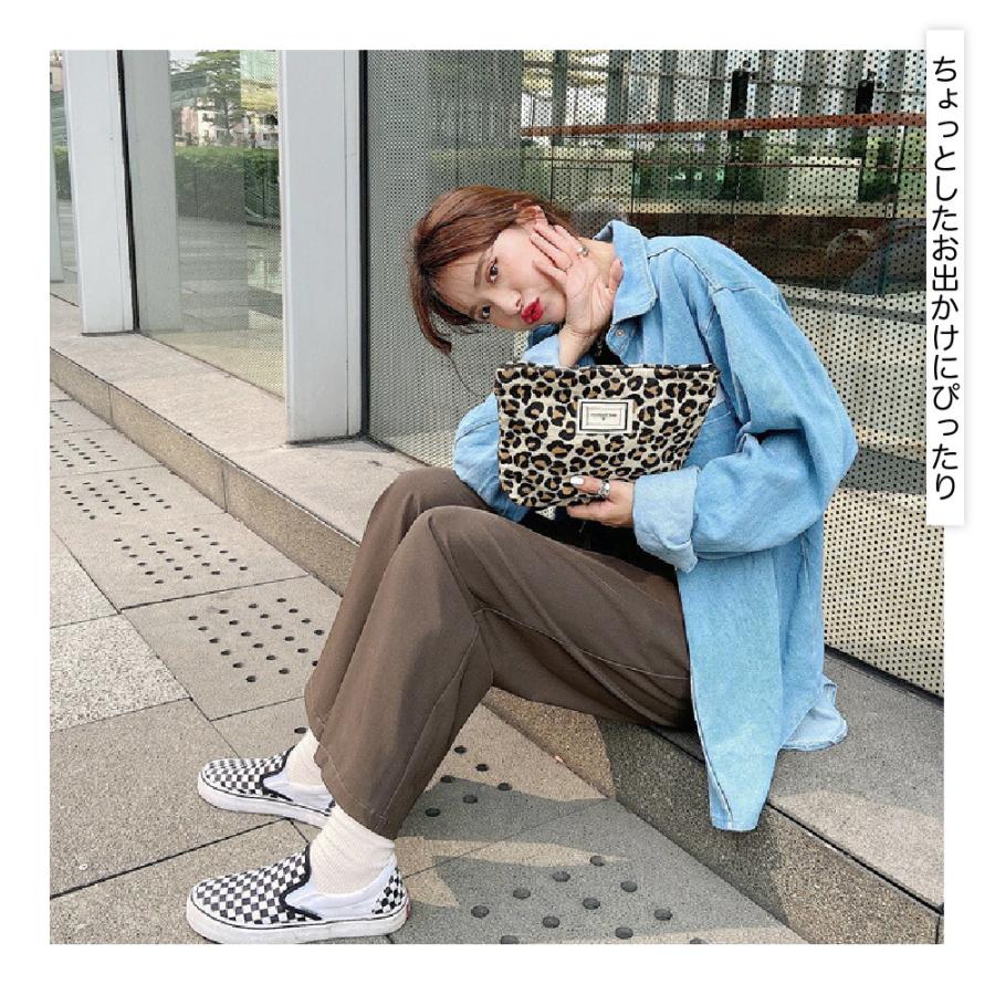 【極美品】 A VACATION PILLOW クラッチバッグ レオパード 人気 A VACATION（アヴァケーション）の「＜A VACATION（ア