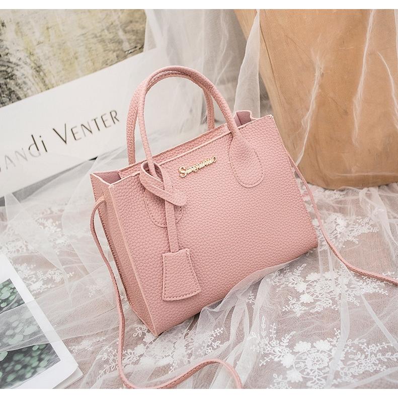 ピンクレザー2WAYバッグ 2wayバッグ ショルダーバッグ ハンドバッグ 手提げ 肩掛け 斜め掛け