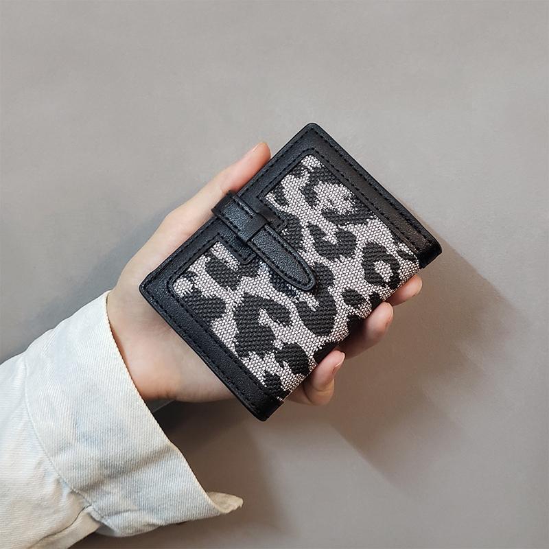 デニムリメイク♡ミニ財布とキーケースのセット♡ヒョウ柄 ターコイズ Amazon | 財布 ミニ財布 三つ折り財布 レディース メンズ ミニ