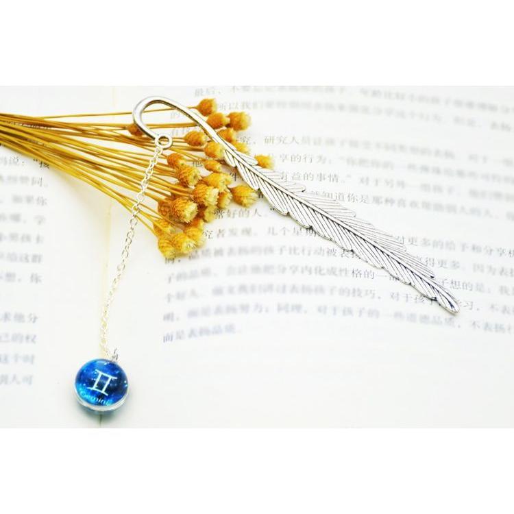 ブックマーク 文房具 しおり 十二星座 羽根 羽 夜光 蓄光 光る