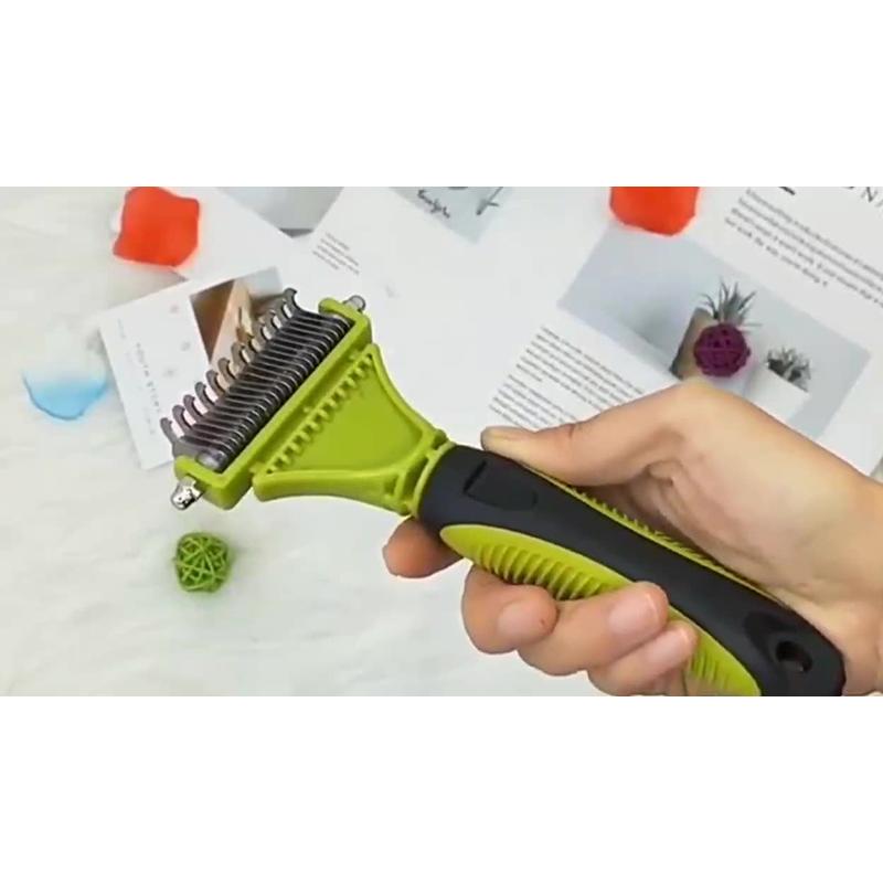 ペットブラシ 犬 猫 毛玉取り ペットコーム グルーミング ブラッシング お手入れ ペット用品 抜け毛取り 長毛 両面刃構造 滑り止めハンドル 毛繕い お手入れ、トリミング用品 ペット ブラシ 犬 猫 コーム 毛玉取り 抜け毛取り スリッカーブラシ ステンレス製 グルーミング 毛繕いブラシ 猫用 長毛 両面刃構造