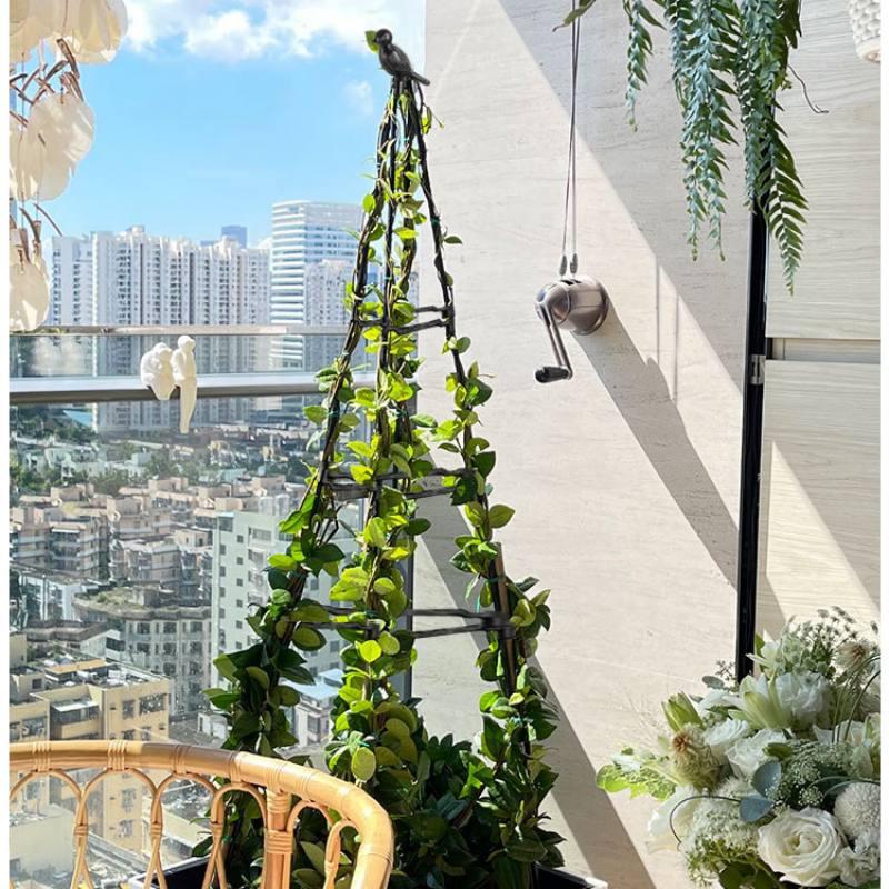 英国支柱、トピアリー2点 英国支柱、トピアリー2点 英国支柱、トピアリー2点