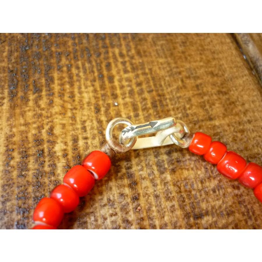 ホワイトハーツビーズ ブレスレット (Type−SILVER CONCHO)（M