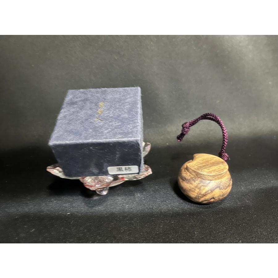 京仏具特注品「黒柿製/塗香入/携帯用/如月塗香入」直径約4cm/塗 京仏具特注品「黒柿製/塗香入/携帯用/如月塗香入」直径約4cm/塗