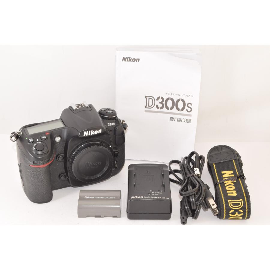 ★極上美品の訳アリ★ ニコン NIKON D300 ボディ/レンズキッド ☆極上美品の訳アリ☆ ニコン NIKON D300 ボディ/レンズキッド