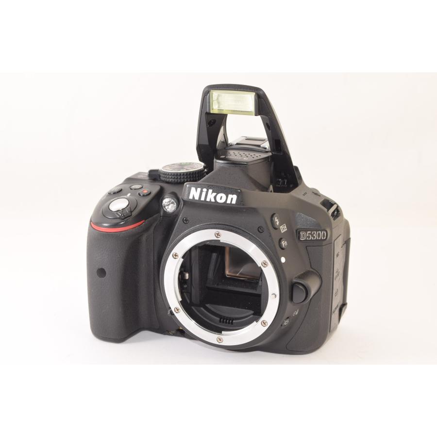 ☆ジャンク品☆ Nikon ニコン D5300 ボディ ショット数 9848回 ☆ジャンク品☆ Nikon ニコン D5300 ボディ ショット数 9848回