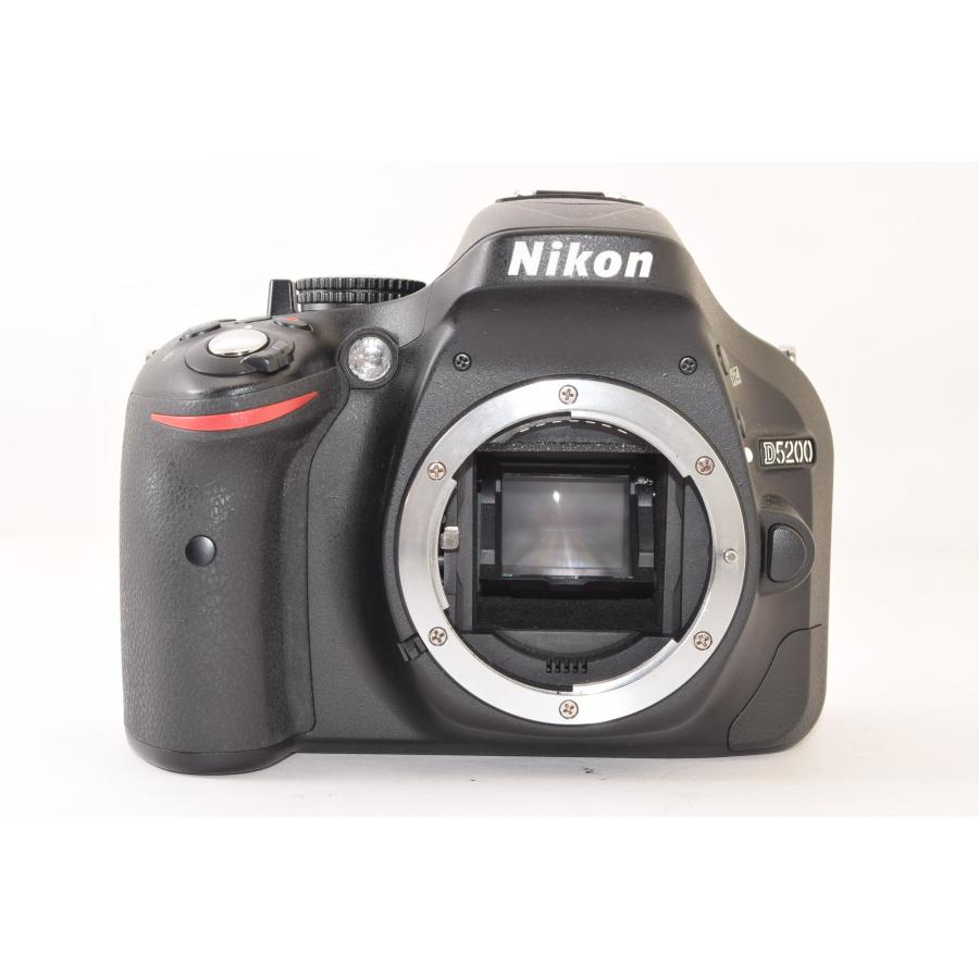 Nikon　D5200 ＋　レンズ　セット ショット数1,088回　1.1%以下 Nikon D5200 ＋ レンズ セット ショット数1,088回 1.1%以下 Nikon