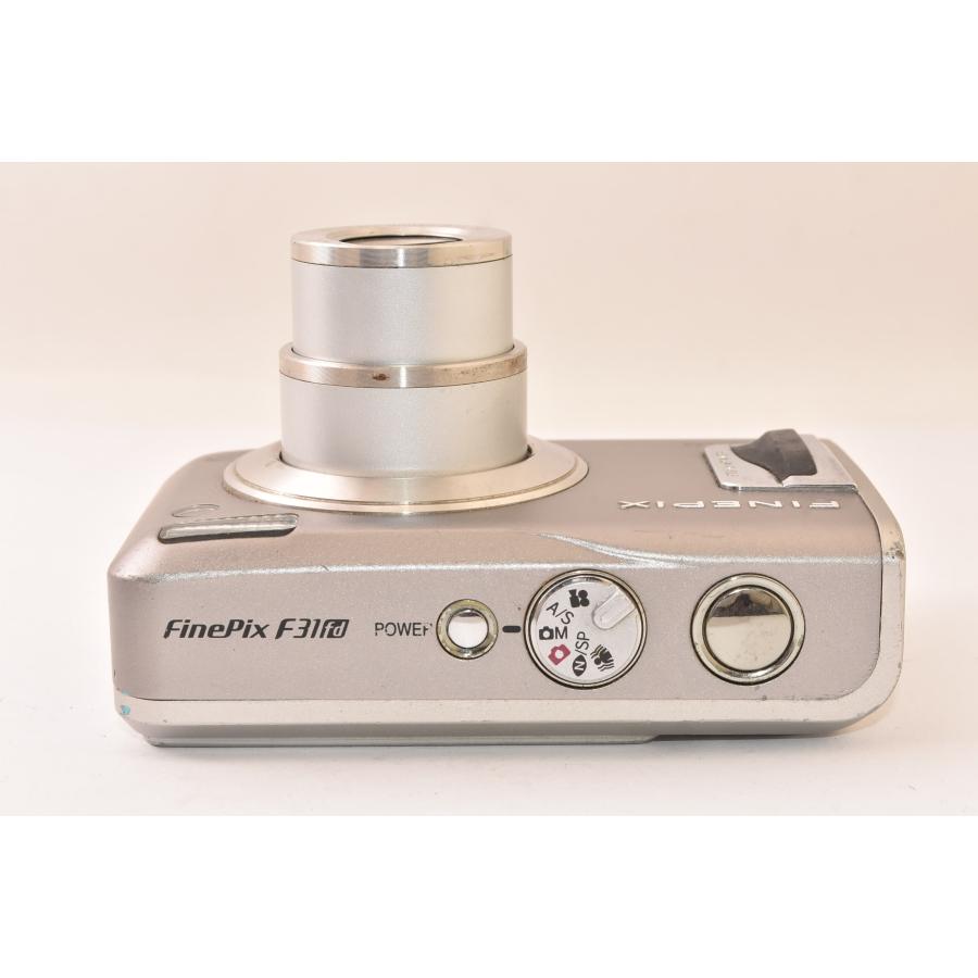 ☆ジャンク品☆ FUJIFILM フジフィルム FinePix F31fd コンパクト