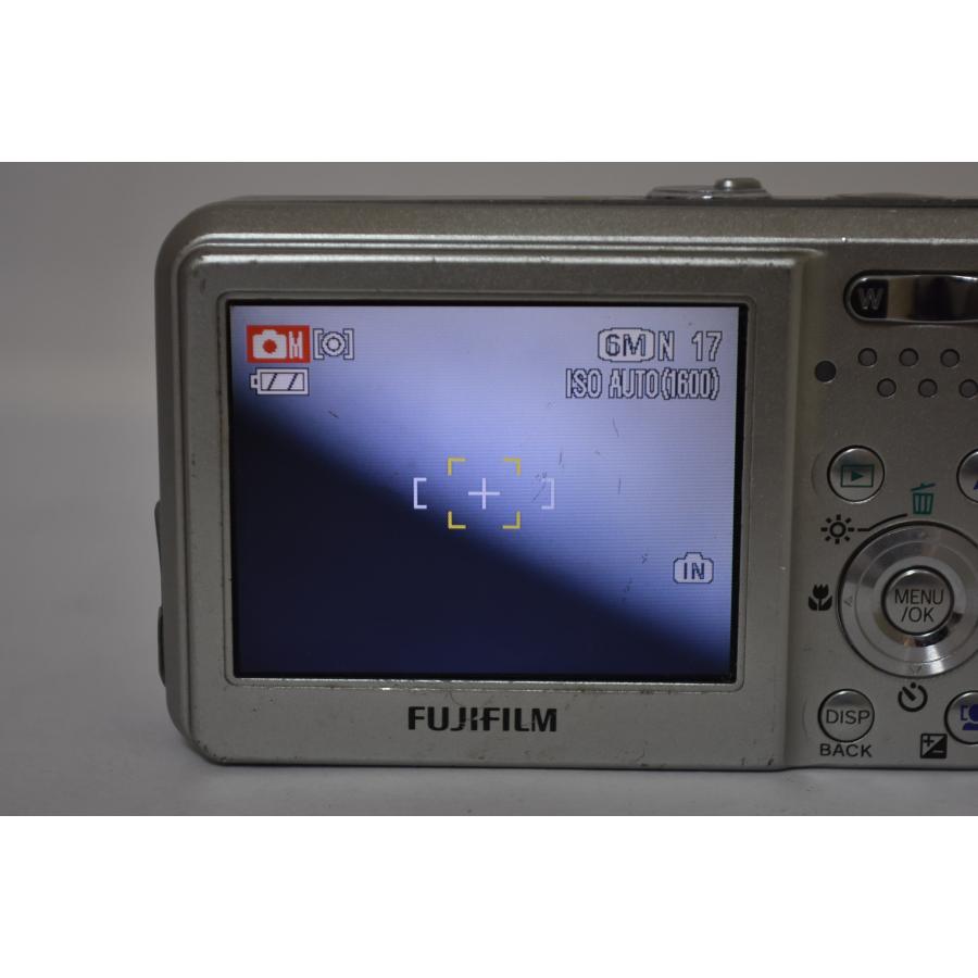 ☆ジャンク品☆ FUJIFILM フジフィルム FinePix F31fd コンパクト