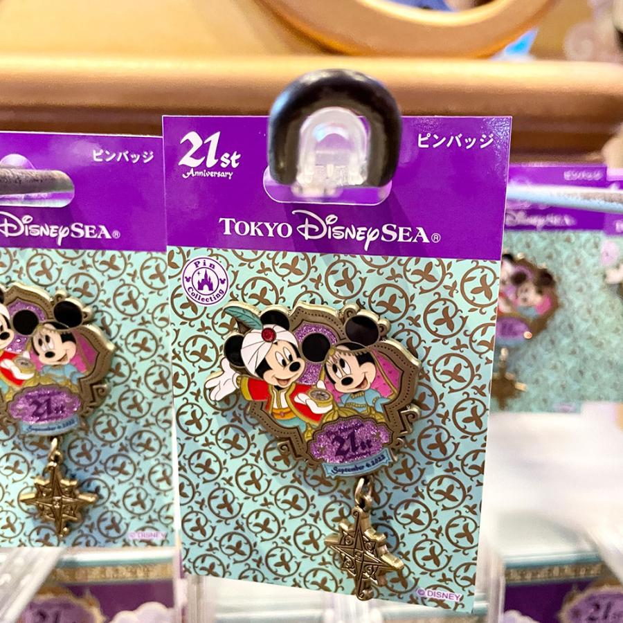 ディズニーシー 21周年 ピンバッジ ミッキーミニー アクセサリー キャラクター 限定 グッズ お土産 プレゼント Tdl Tds Km22 R Kawaii Market 通販 Yahoo ショッピング