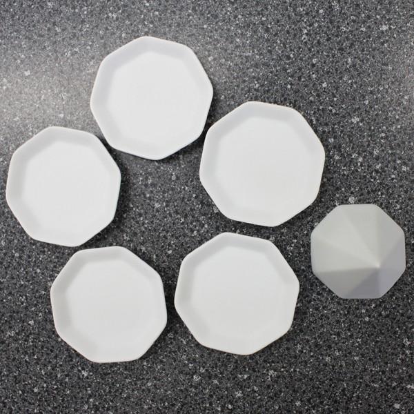 風水で吉とされる八角形 八角盛り塩セット(八角素焼き皿5枚＋盛塩固め
